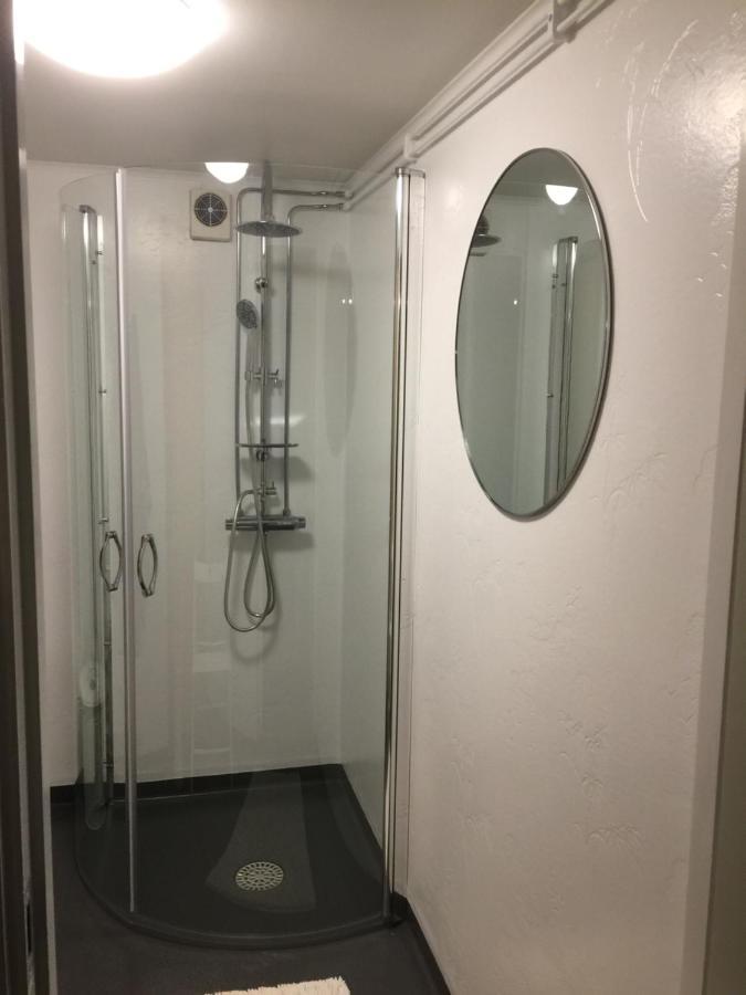 Bo Centralt I Vaernamo Exteriér fotografie